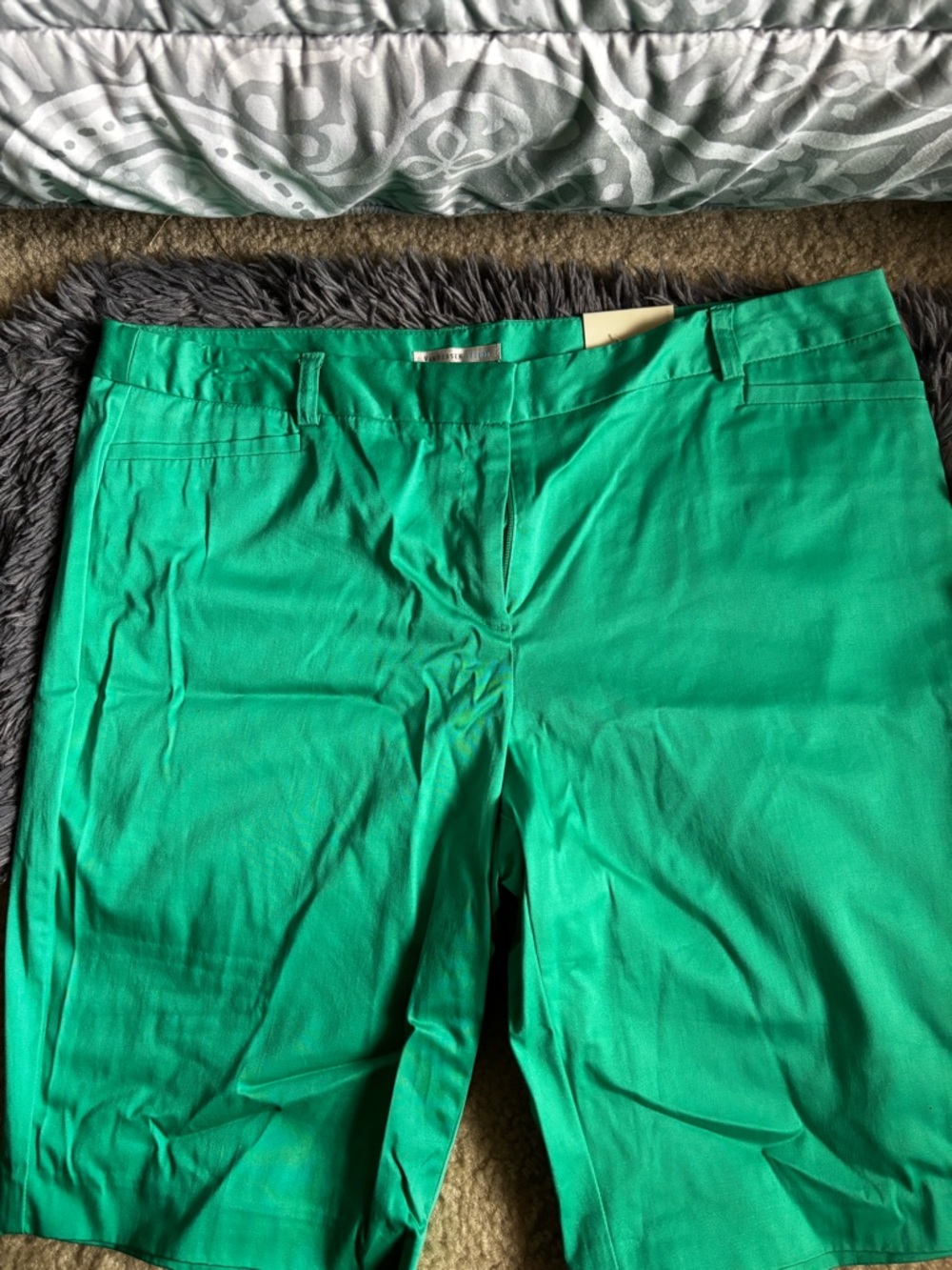 Van Heusen Green City Short - Modern Fit